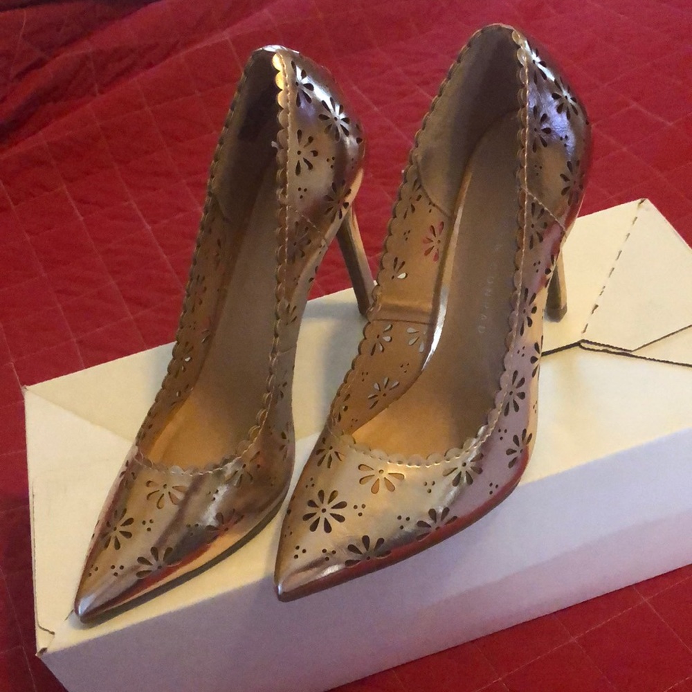 Lauren Conrad-floral cut out rose heels size 8 - Picture 1 of 2
